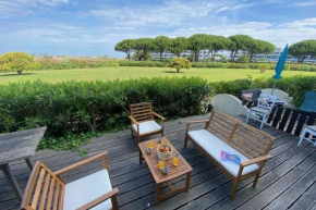 La Lagune - terrace and parking